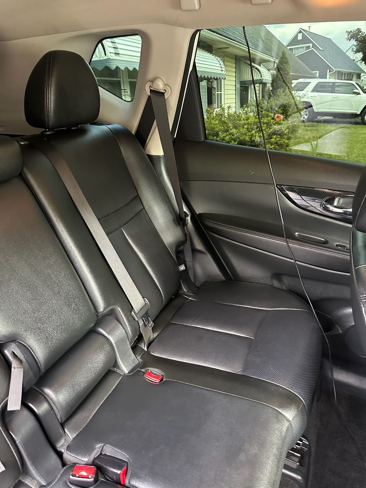 Steering column close after detail